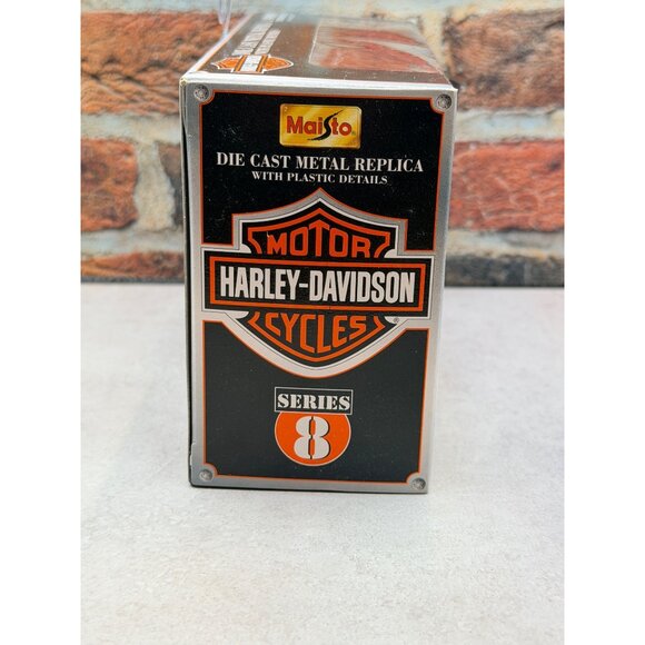 Harley Davidson Motorcycle Die Cast Metal Replica 1:18 Scale Series 8 Model - Picture 2 of 3